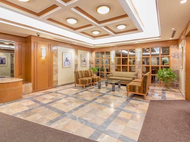 PH2 - 25 Grenville St