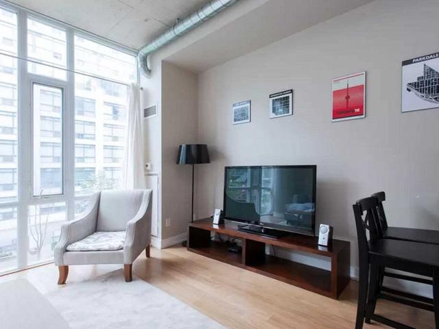 304 - 66 Portland St