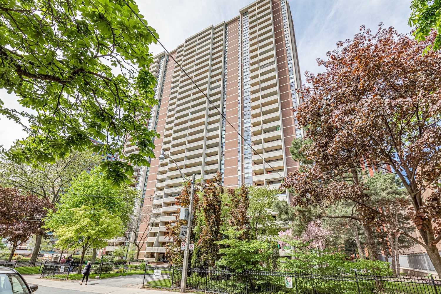 1214 40 Homewood Ave, Toronto Sold, C4464952 Condos.ca