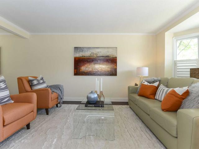 73 Thursfield Cres