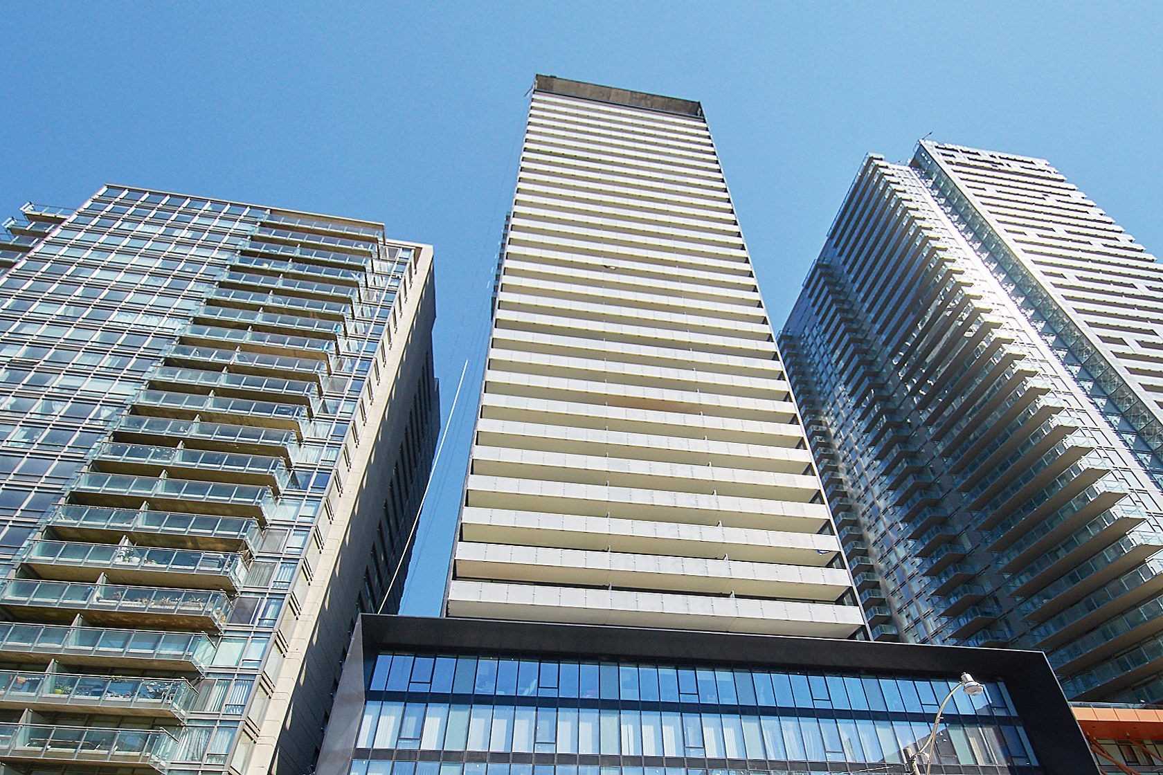 2507 28 Wellesley St E, Toronto Sold, C4483138 Condos.ca