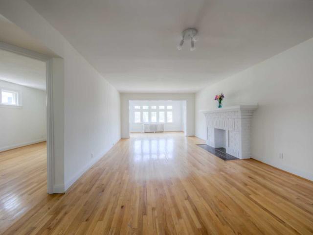 7 - 1597 Bathurst St