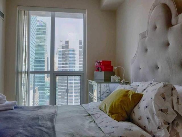 3206 - 300 Front St W