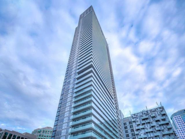 2113 - 300 Front St W