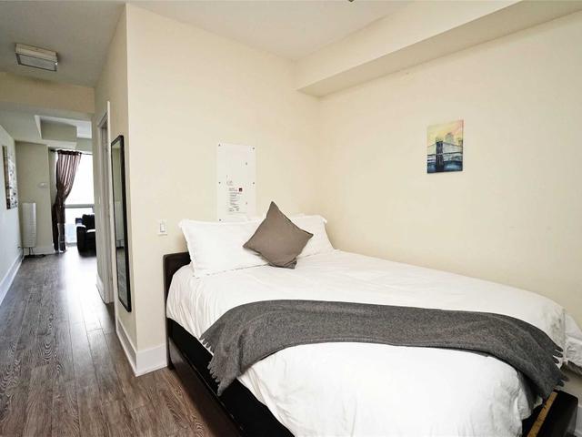 2308 - 300 Front St W