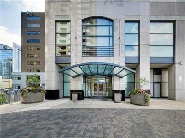 1606 - 8 Hillcrest Ave