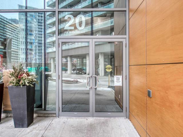 805 - 20 Joe Shuster Way
