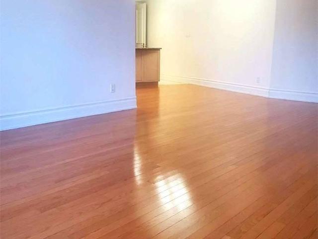 511 - 10 Old York Mills Rd