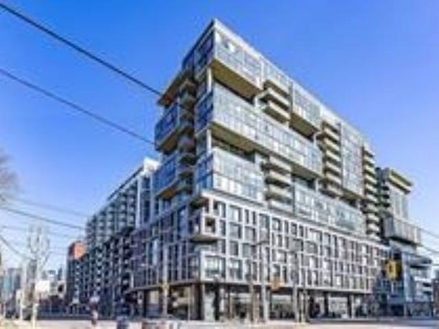 1517 - 111 Bathurst St