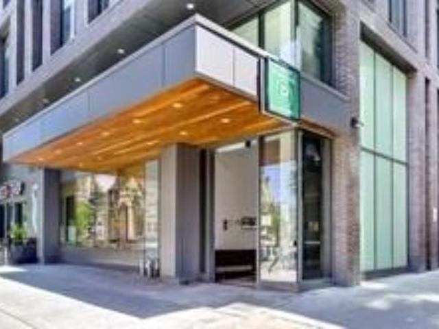 1517 - 111 Bathurst St