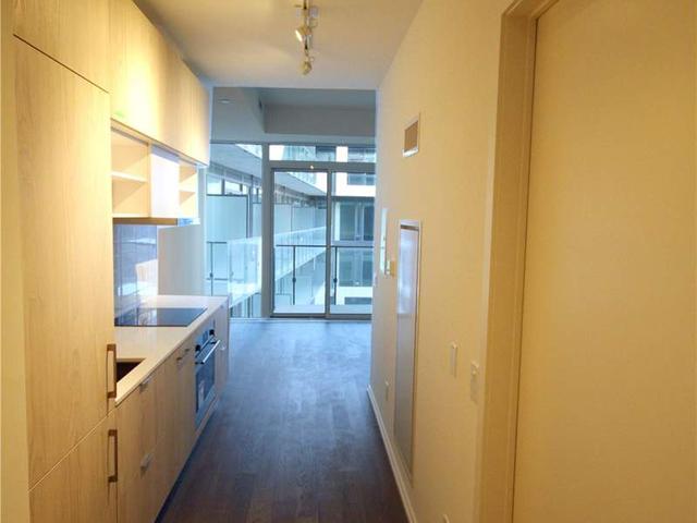 1535 - 8 Hillsdale Ave