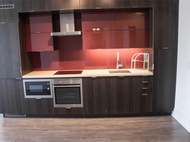 4108 - 300 Front St W