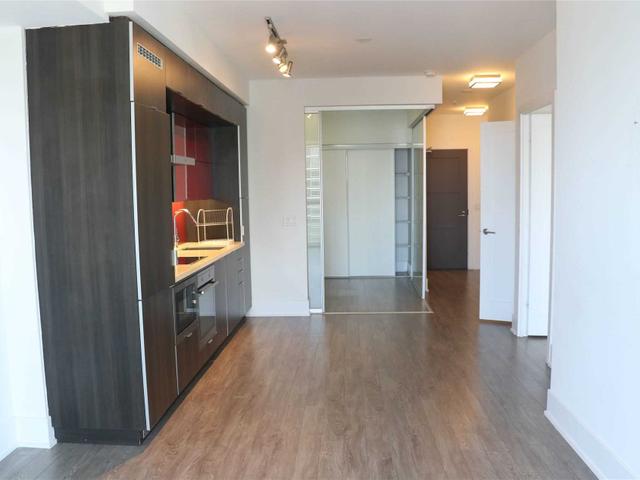 4108 - 300 Front St W