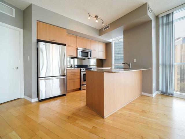 3608 - 65 Bremner Blvd