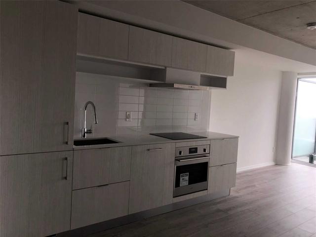 835 - 8 Hillsdale Ave E