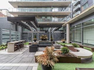 402 - 650 King St W