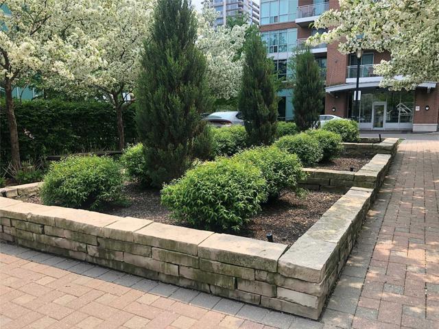 806 - 80 Western Battery Rd