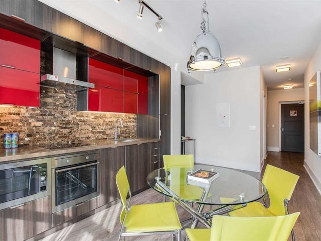 2113 - 300 Front St W