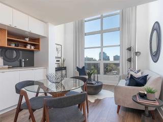 111 St Clair Ave W, Unit 925