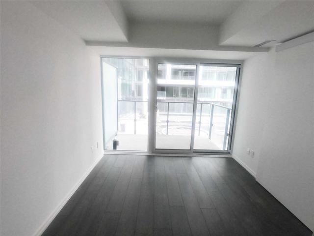 744 - 8 Hillsdale Ave