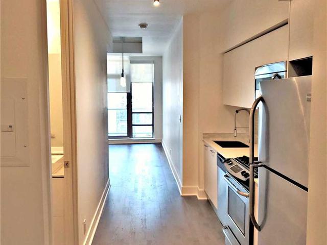 403 - 399 Adelaide St W