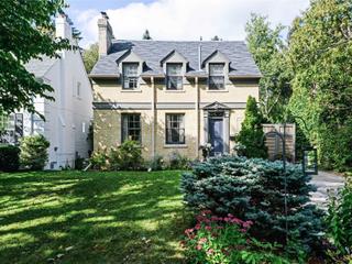 204 Strathgowan Ave