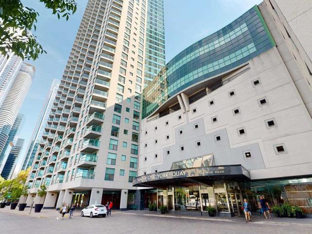2504 - 99 Harbour Sq