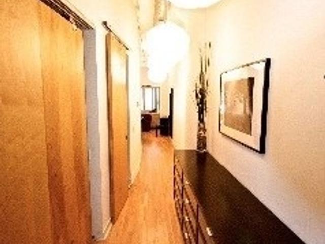 825 - 155 Dalhousie St