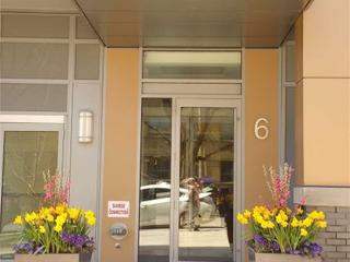 6 Parkwood Ave N, Unit 512
