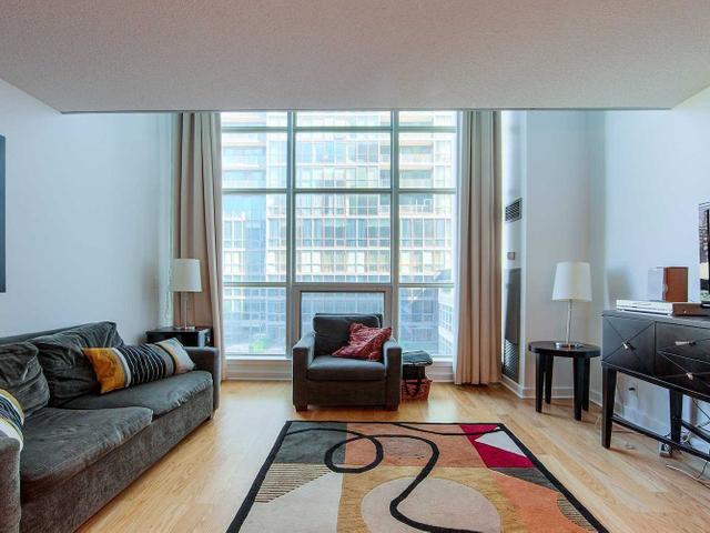 730 - 36 Blue Jays Way