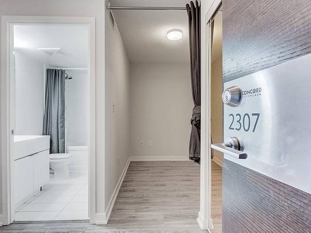 2307 - 21 Iceboat Terr