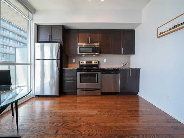 4111 - 65 Bremner Blvd