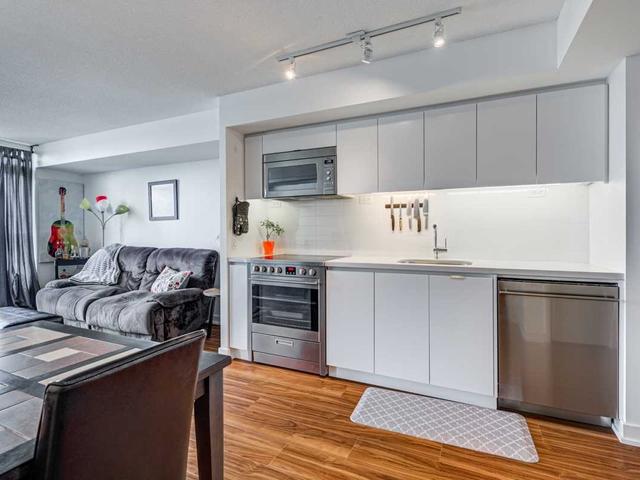 3210 - 85 Queens Wharf Rd