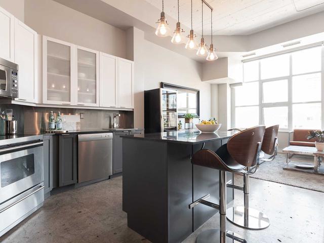 953 - 155 Dalhousie St