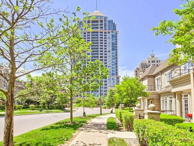 1412 - 17 Barberry Pl