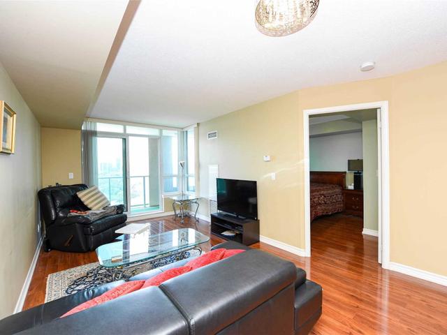 1412 - 17 Barberry Pl