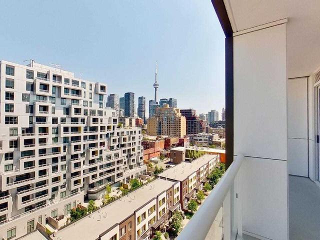 910 - 80 Vanauley St