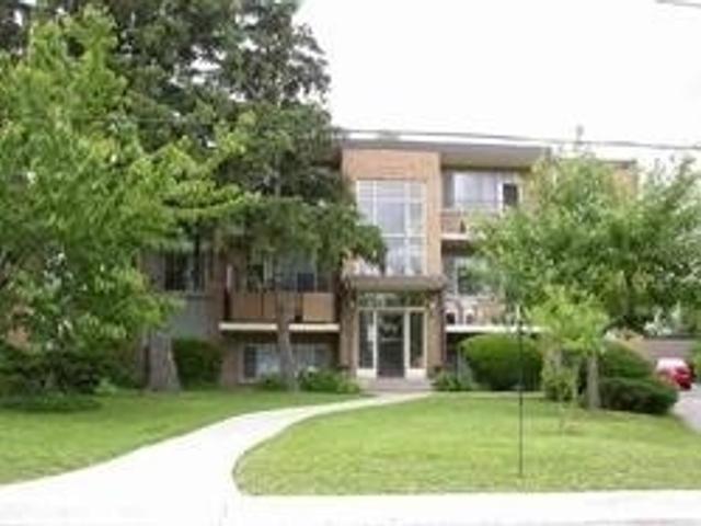 3 - 39 Fraserwood Ave
