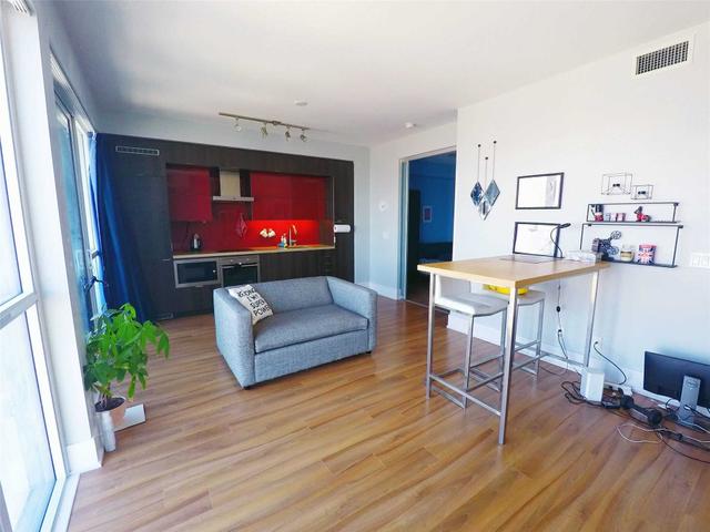 3114 - 300 Front St W