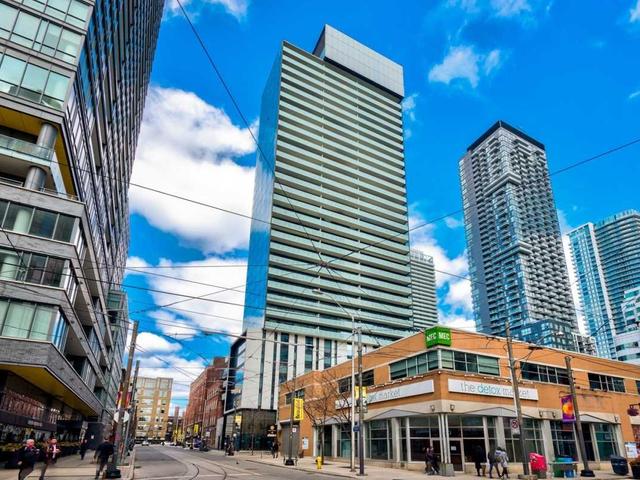 2803 - 11 Charlotte St