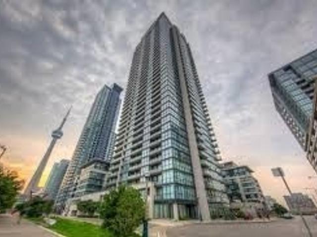 3008 - 25 Capreol Crt