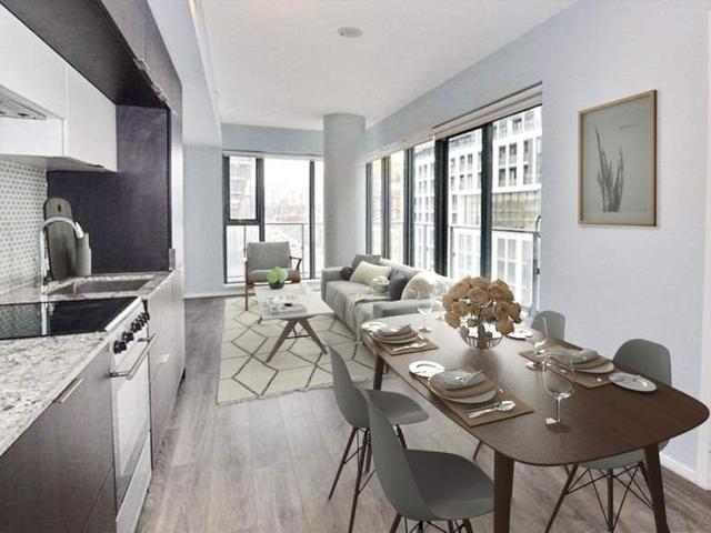 409 - 159 Dundas St E