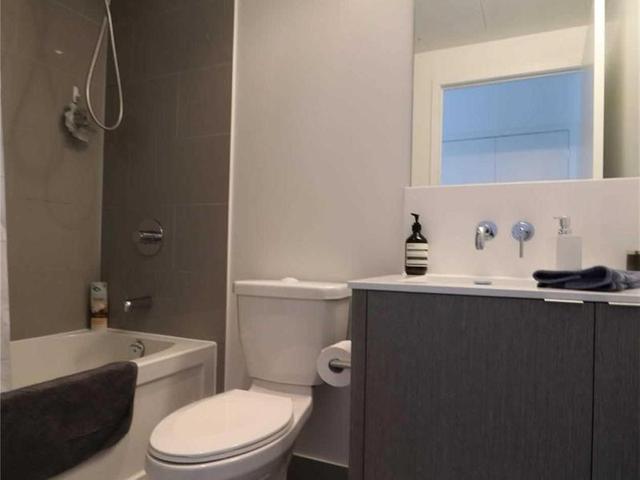 2808 - 100 Harbour St