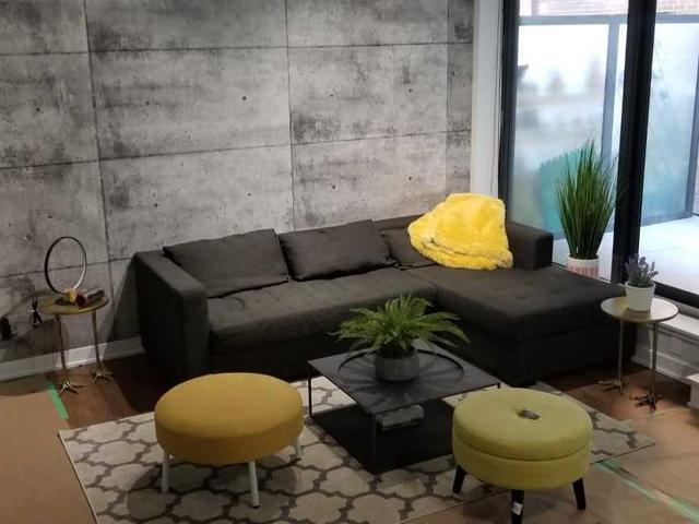 306 - 15 Beverley St