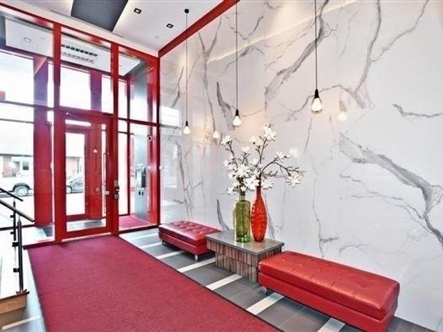 313 - 205 Manning Ave