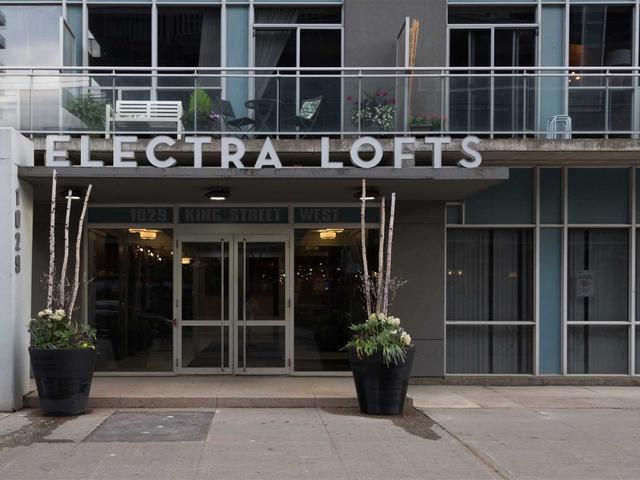 1018 - 1029 King St W