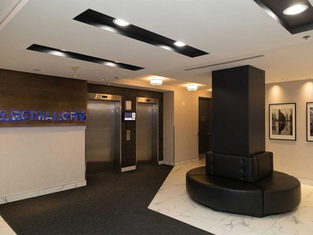 1018 - 1029 King St W