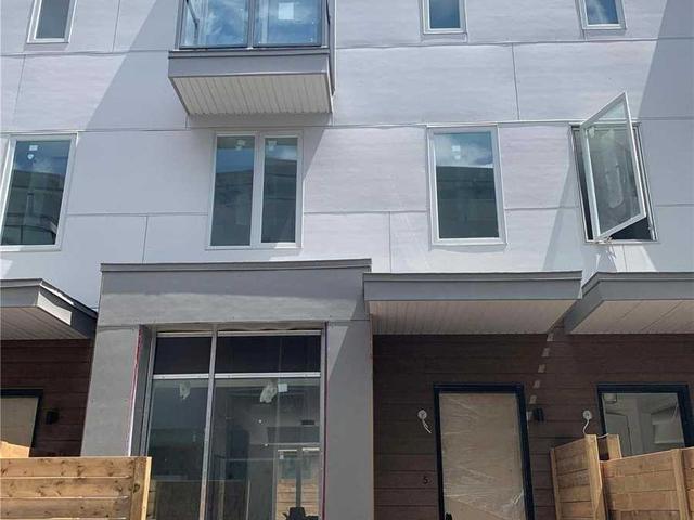 5 - 15-21 Greenbriar Rd