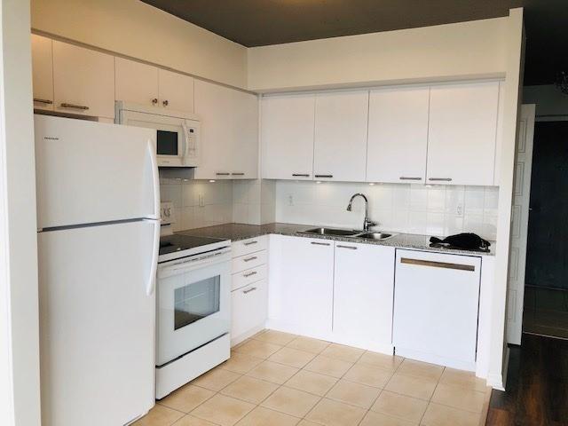 2002 - 22 Wellesley St E