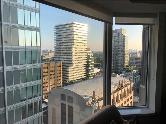 2412 - 155 Yorkville Ave